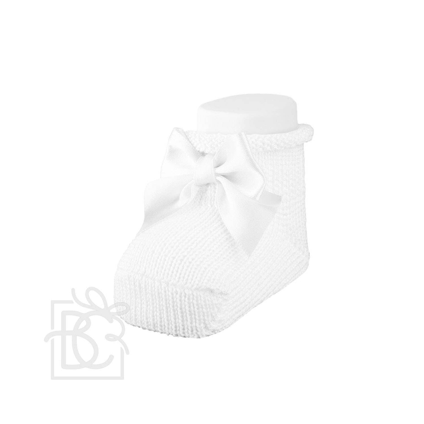 Newborn Scottish Yarn Socks With Bow: White / Newborn
