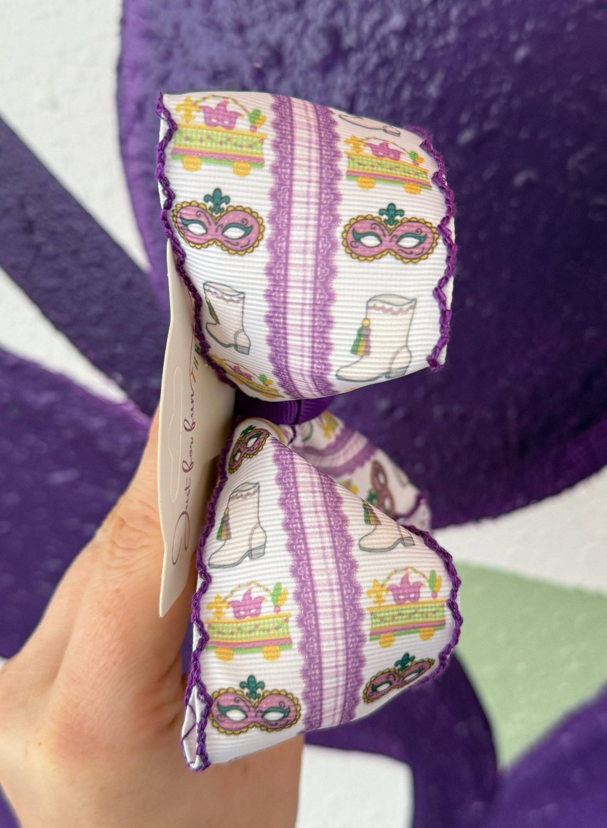 Parade Route Moonstitch Bow 5.5 in