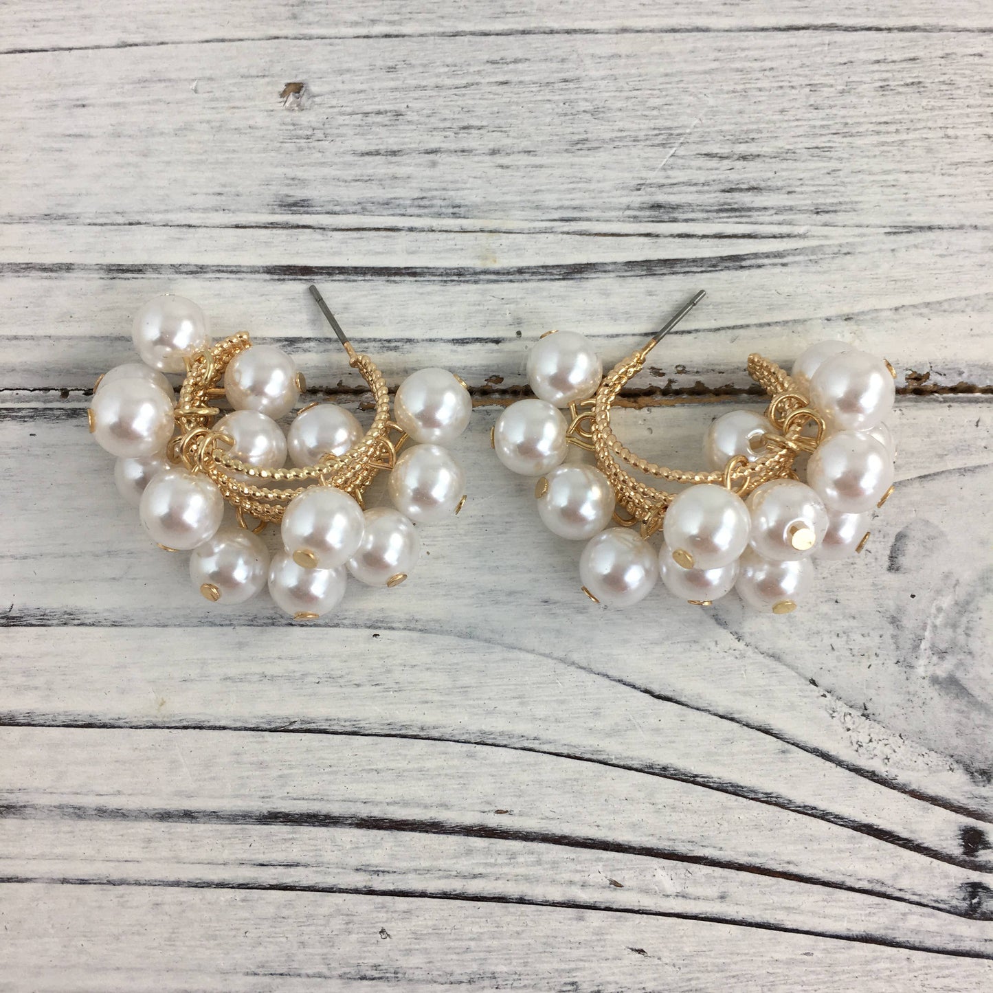 Dangling pearl hoop earrings