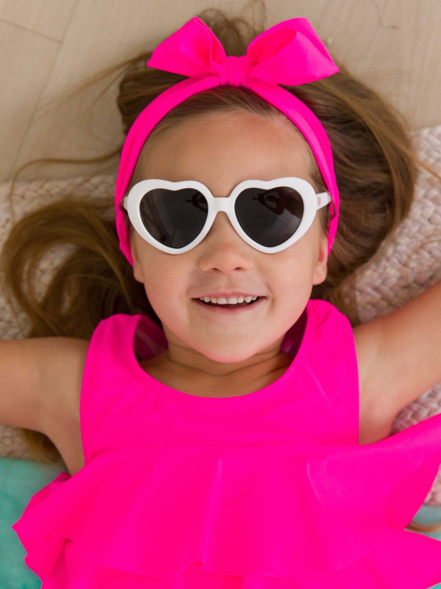 Girls White Heart Shaped Sunglasses: