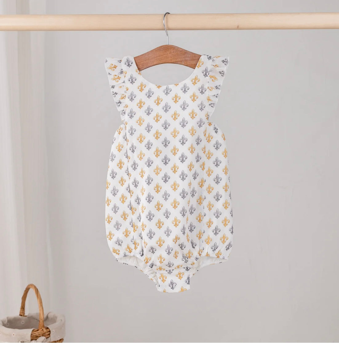 Black & Gold Fleur De Lis Organic Muslin Bubble