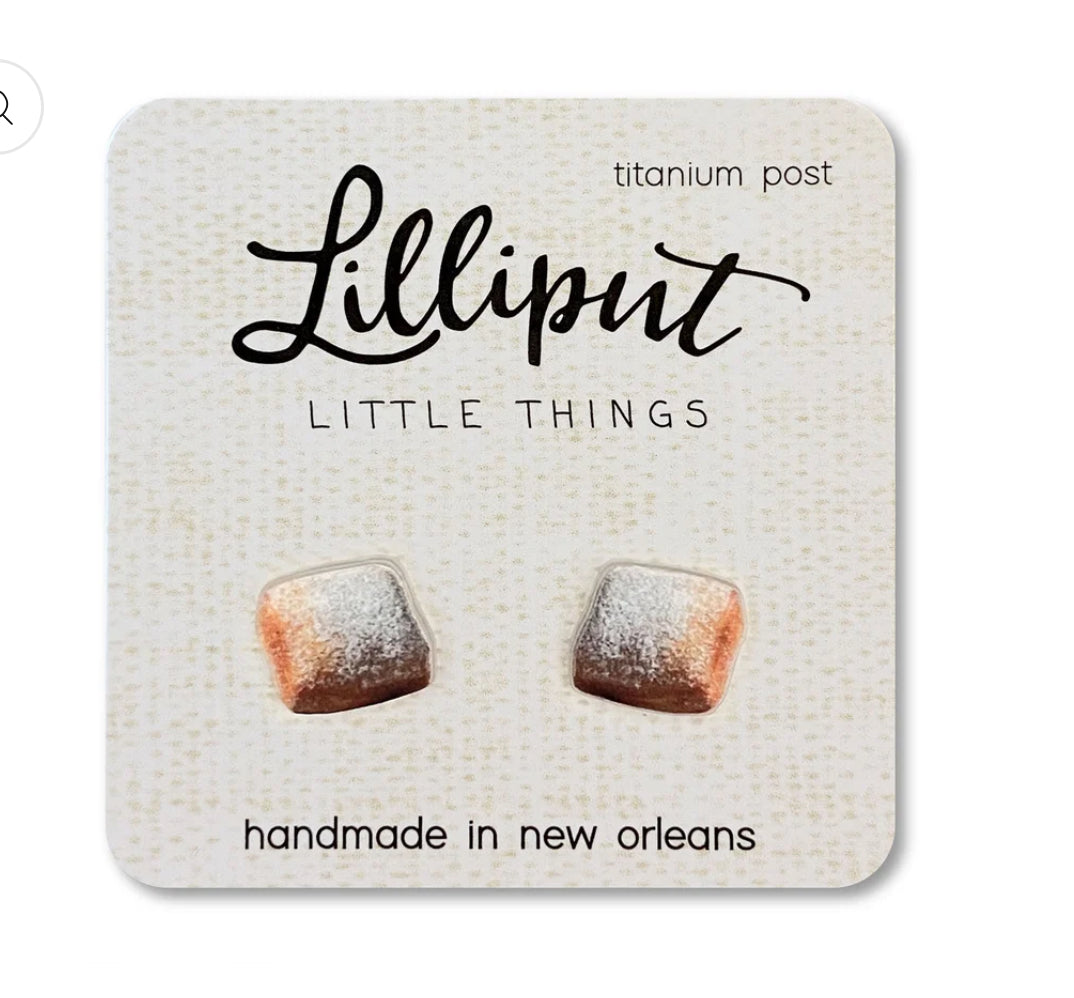 Beignet earrings