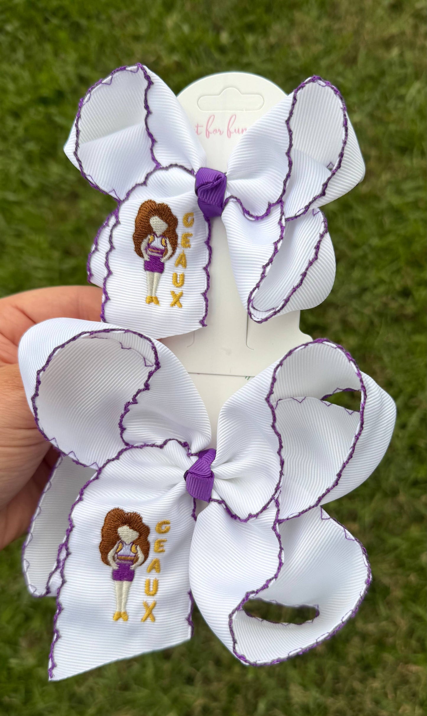 GEAUX Game Day Girl Embroidered Bow / 5.5 inch