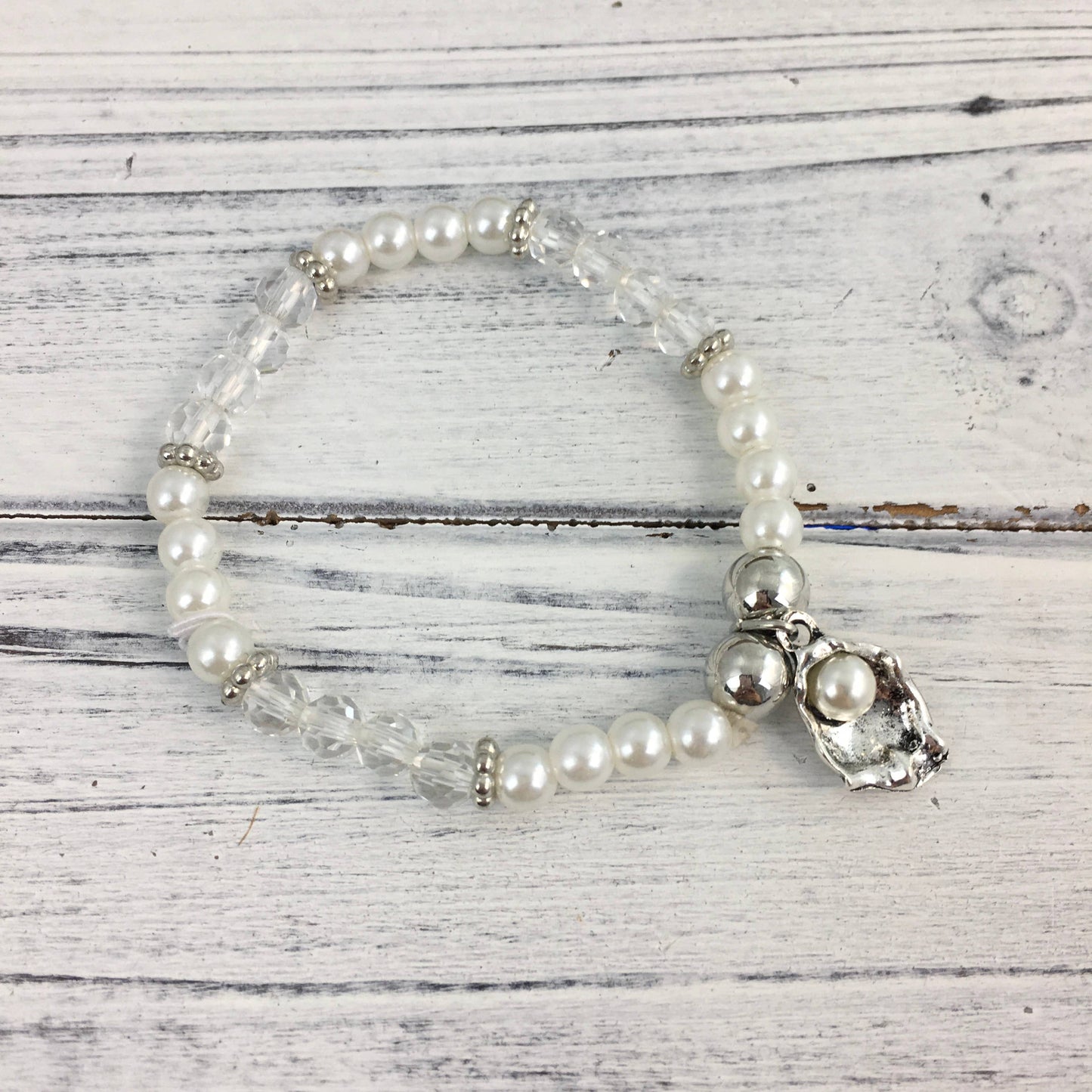 Oyster with Pearl charm bracelet