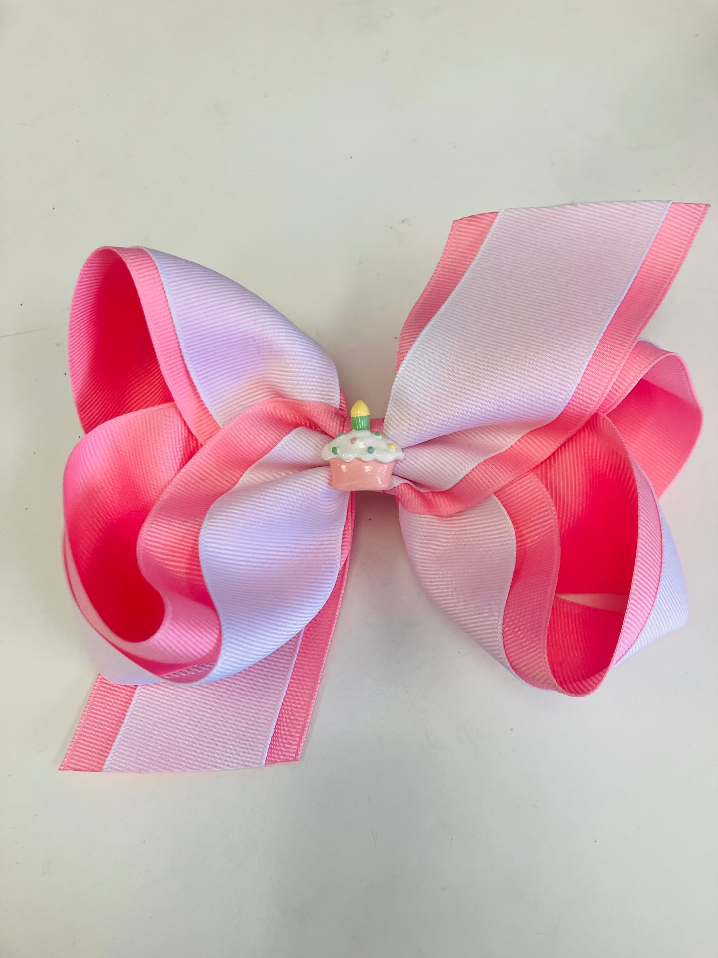 Large Resin Cupcake bow