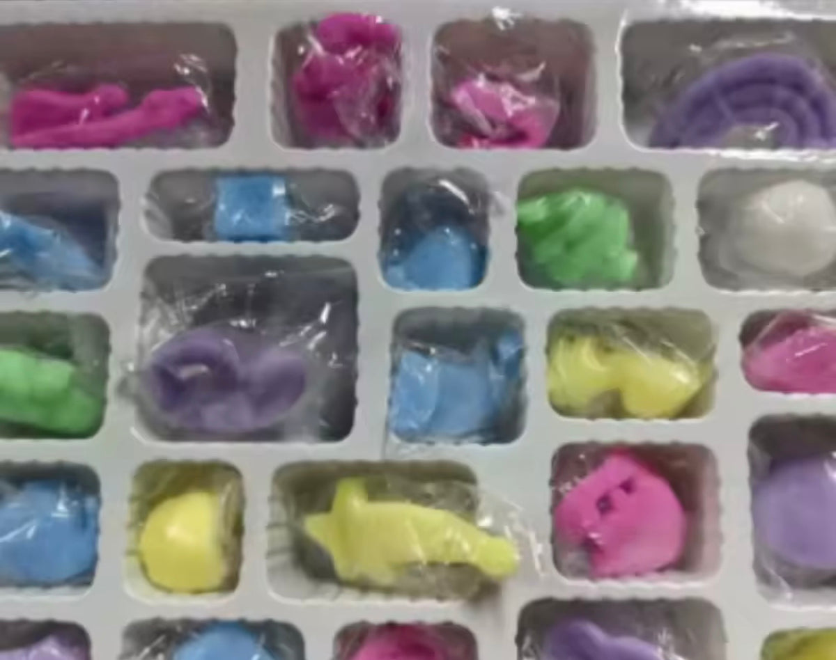 Squishy Adventure Calender* not needoh brand*