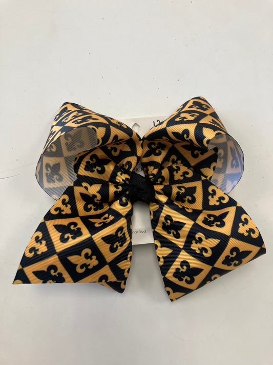 Fleur de lis pattern bow