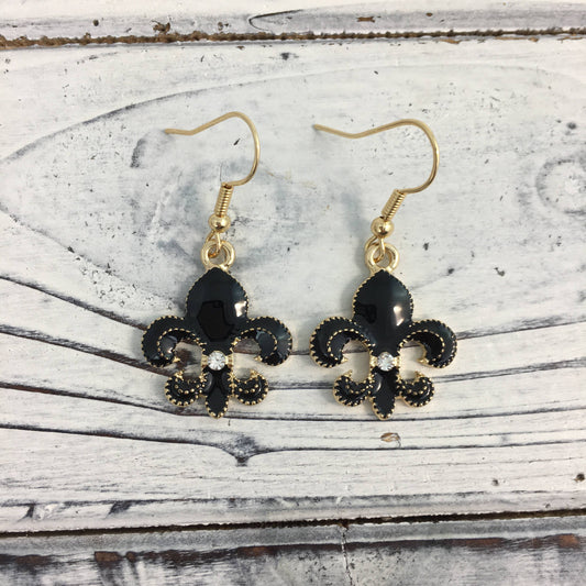 Small fleur de lis earrings