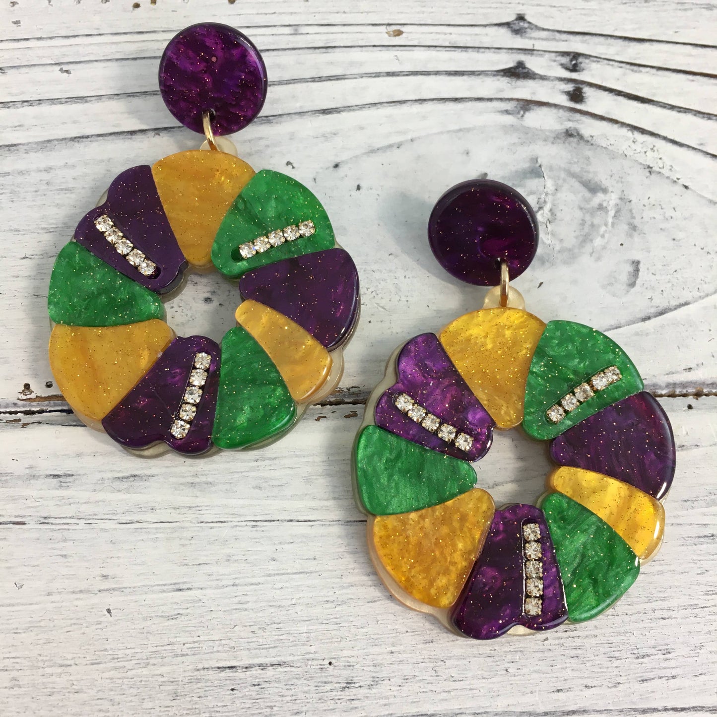 Marble king cake earrings 