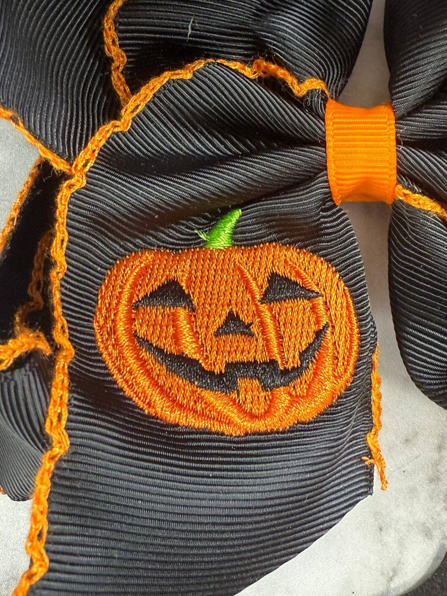Jack-o-Lantern Embroidered Moonstitch Hair Bow | Clip