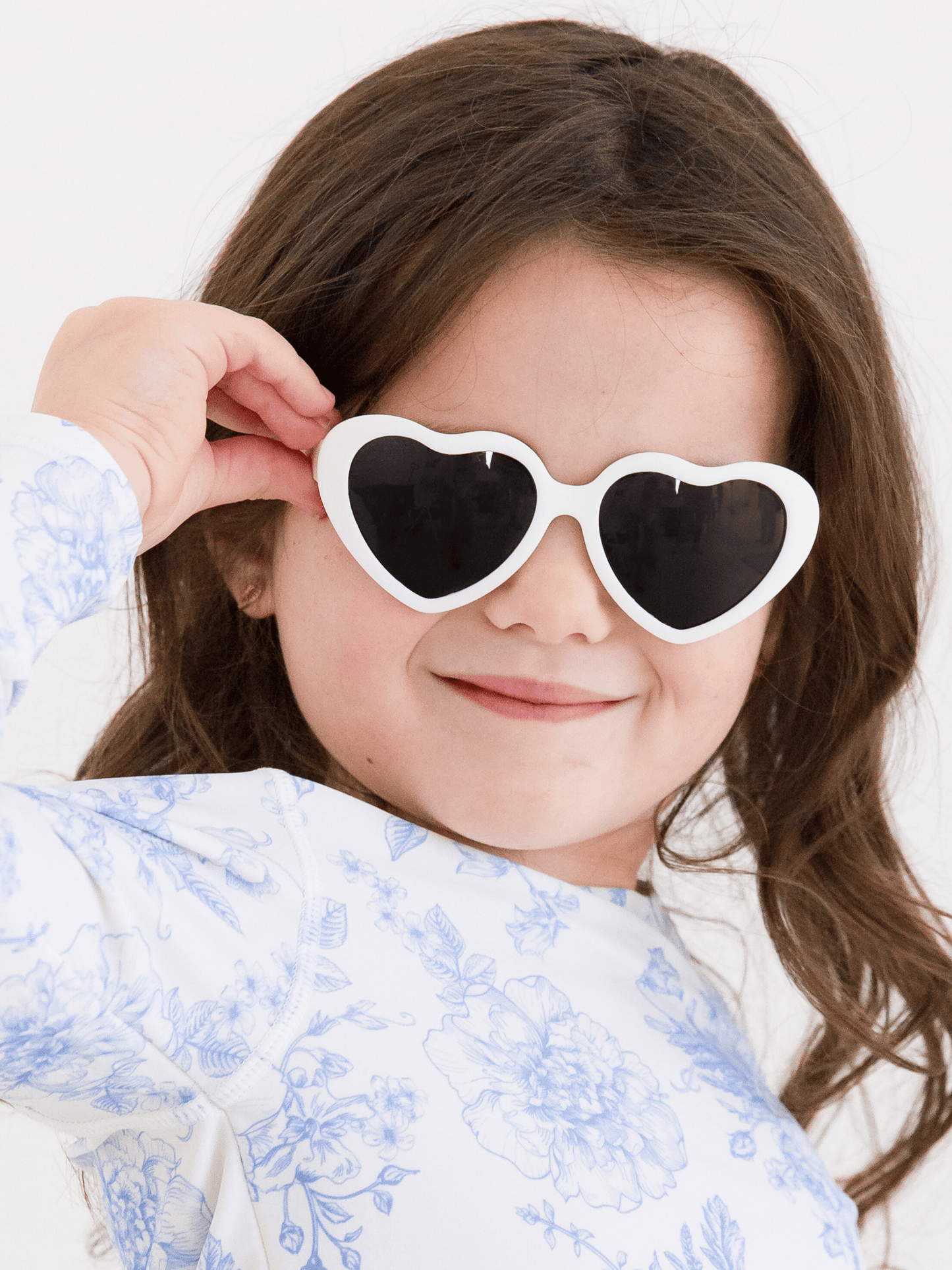 Girls White Heart Shaped Sunglasses: