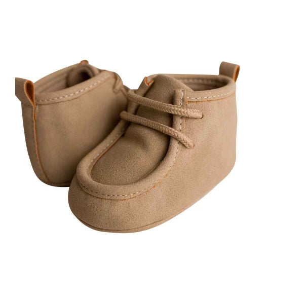 Wally tan infant booties